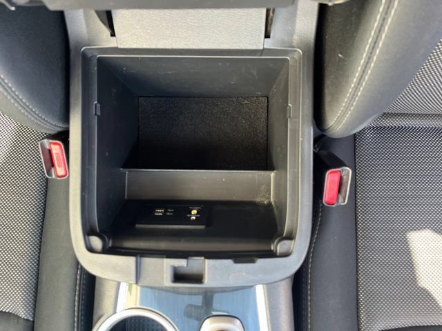 Used 2018 Nissan Pathfinder S AWD/4WD image 11