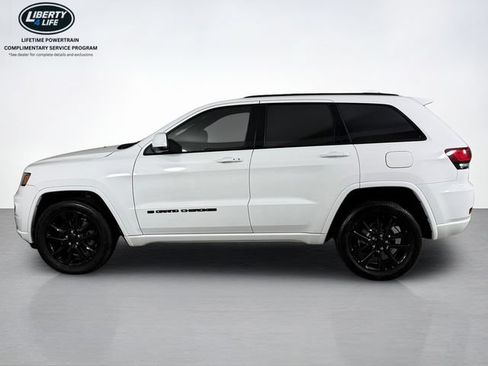 Used 2022 Jeep Grand Cherokee Laredo X AWD/4WD image 6