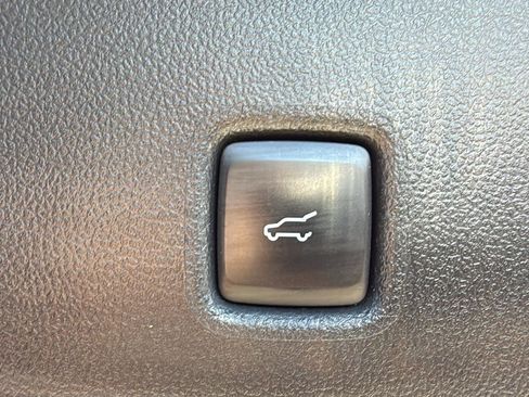 Used 2024 Ford Escape ST-Line image 8