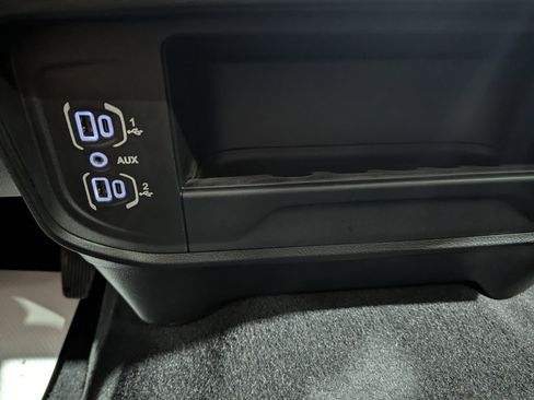 Used 2024 RAM 2500 Big Horn w/ Night Edition image 22