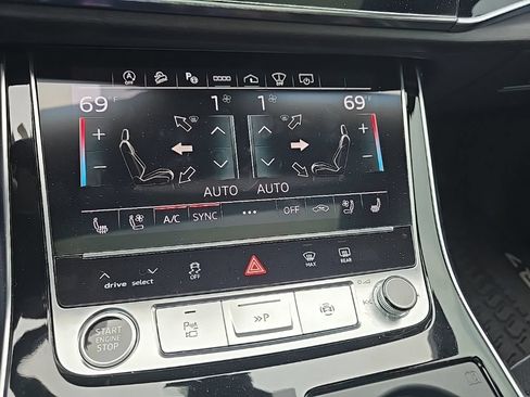 Used 2023 Audi Q7 AWD/4WD image 27