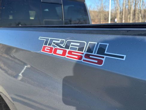 Used 2020 Chevrolet Silverado 1500 LT Trail Boss image 4