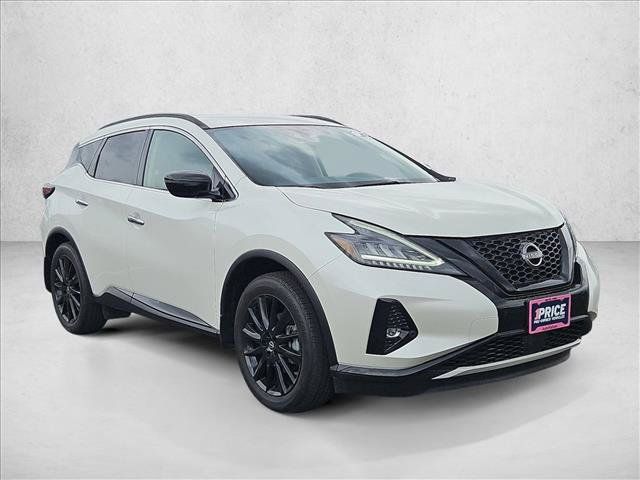 Used 2023 Nissan Murano SV w/ SV Midnight Edition Package FWD image 3