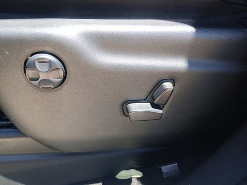 Used 2024 Dodge Durango GT RWD image 32