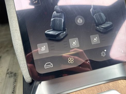 Used 2024 Lucid Air Touring image 21