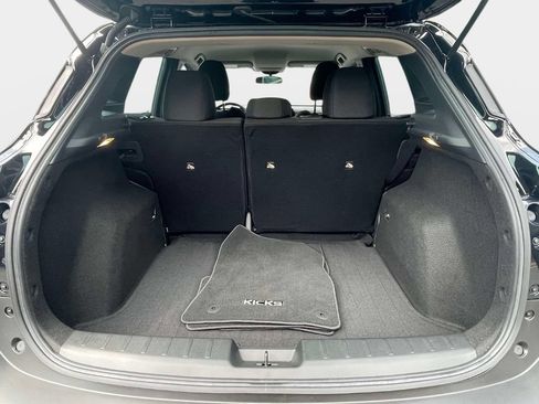 Used 2026 Nissan Kicks S FWD image 9