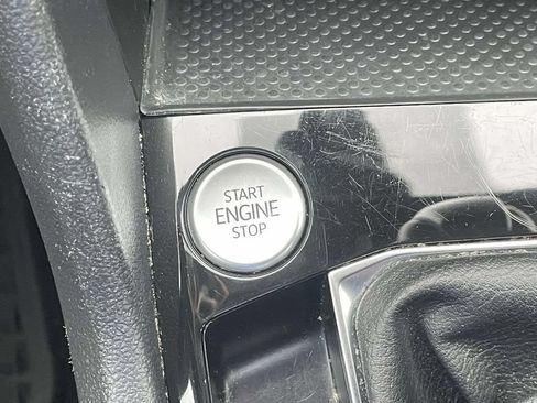 Certified 2023 Volkswagen Taos S FWD image 27