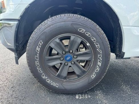 Used 2019 Ford F150 XL w/ Equipment Group 101A Mid AWD/4WD image 9