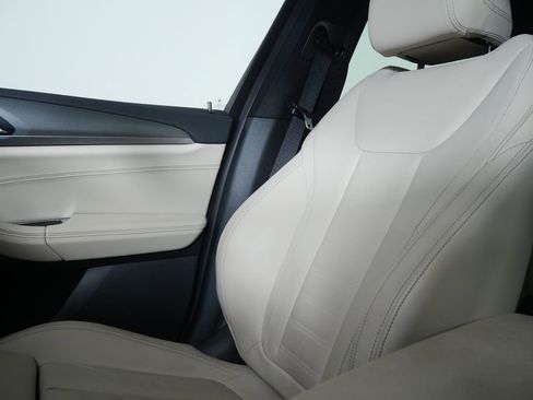 Used 2020 BMW X4 xDrive30i w/ M Sport Package 2 image 25