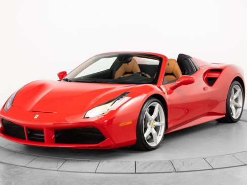 Certified 2019 Ferrari 488 Spider RWD image 4