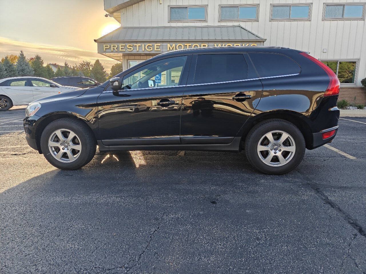 Used 2012 Volvo XC60 3.2 AWD/4WD image 2