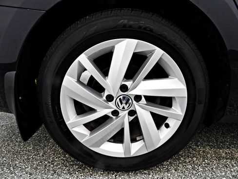 Used 2019 Volkswagen Passat 2.0T Wolfsburg image 20