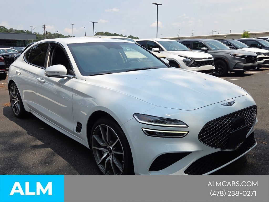 Used 2025 Genesis G70 2.5T AWD/4WD image 8