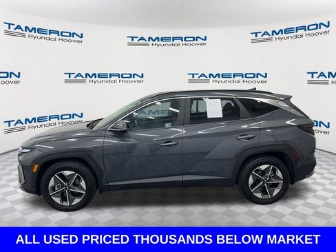 Used 2025 Hyundai Tucson SEL FWD image 2
