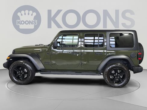 Used 2021 Jeep Wrangler Unlimited Sport AWD/4WD image 13
