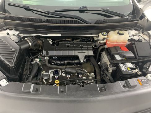 Used 2020 Buick Enclave Essence image 11