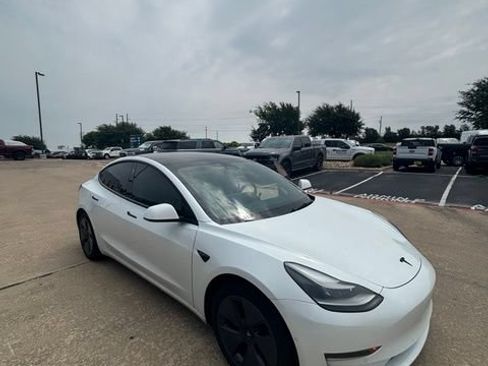 Used 2021 Tesla Model 3 Standard Range Plus RWD image 1