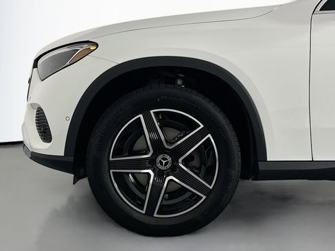 New 2026 Mercedes-Benz GLC 300 image 9
