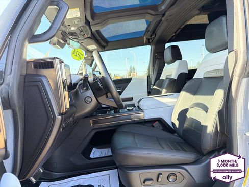 Used 2024 GMC Hummer EV 2X w/ LPO, Illumination Package AWD/4WD image 10