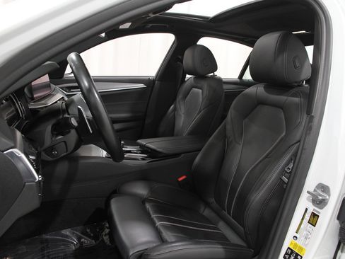 Used 2019 BMW 530i xDrive image 5