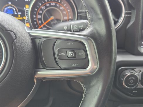 Used 2020 Jeep Gladiator Overland AWD/4WD image 20