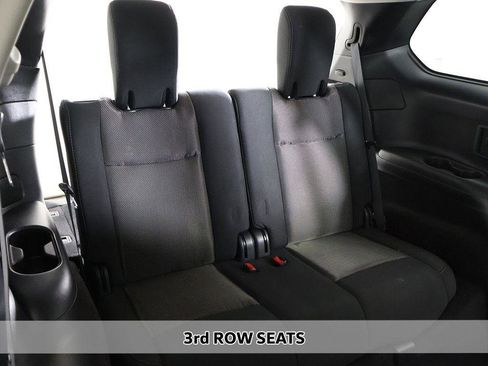 Used 2020 Nissan Pathfinder SV image 8