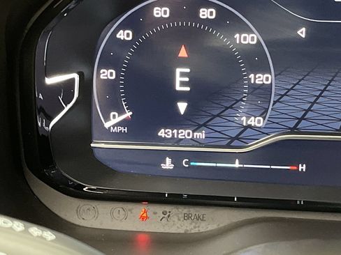 Certified 2023 GMC Yukon XL Denali AWD/4WD image 18