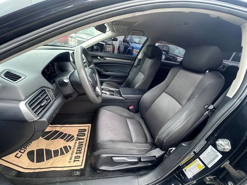 Used 2018 Honda Accord LX image 10