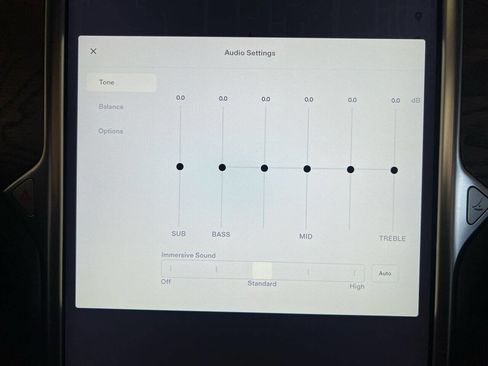 Used 2018 Tesla Model X 75D image 17