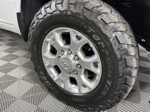 Used 2024 RAM 2500 Laramie w/ Safety Group AWD/4WD image 15
