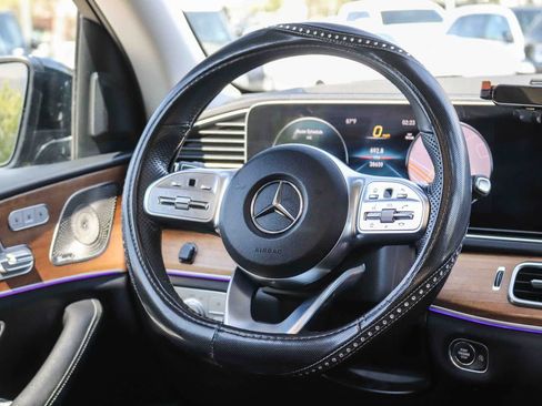 Used 2023 Mercedes-Benz GLS 450 4MATIC image 15