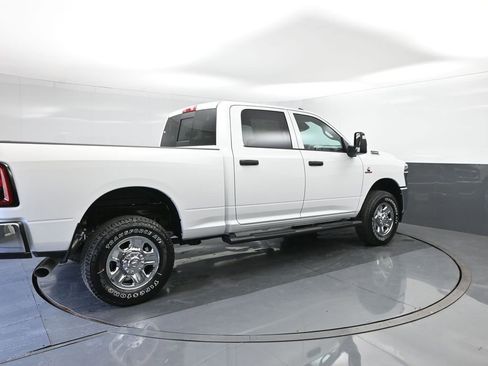 New 2026 RAM 2500 Tradesman AWD/4WD image 15