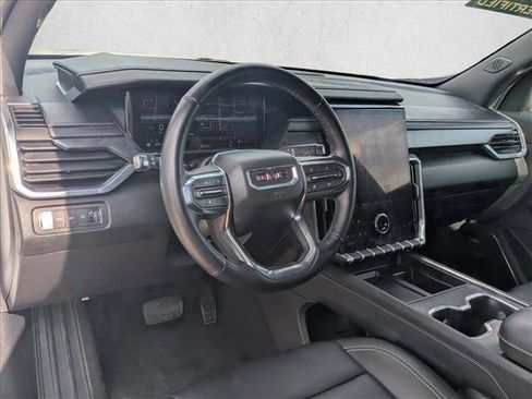 Used 2024 GMC Acadia Elevation image 10