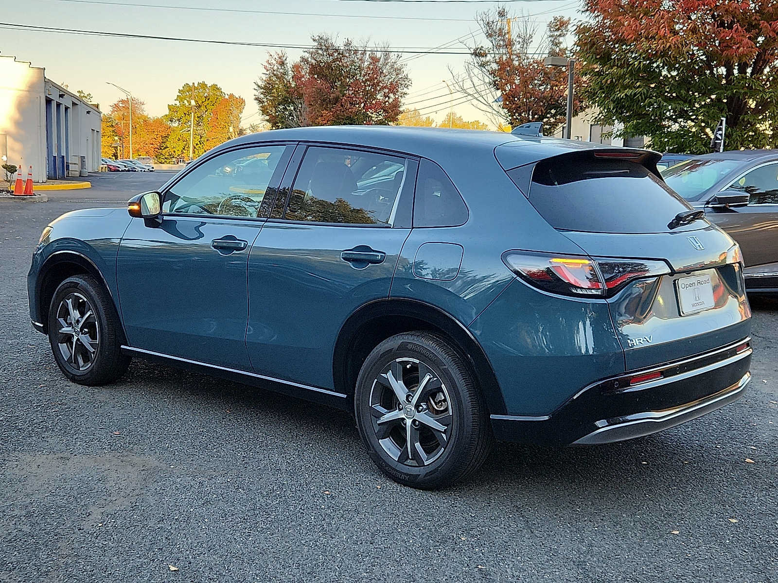 Used 2024 Honda HR-V EX-L image 4