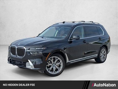 Used 2023 BMW X7 xDrive40i AWD/4WD image 1
