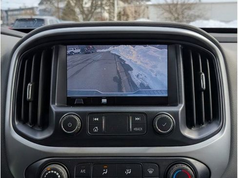 Used 2020 Chevrolet Colorado LT image 22