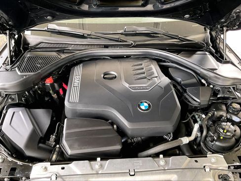 Used 2023 BMW 230i Coupe w/ Convenience Package RWD image 32