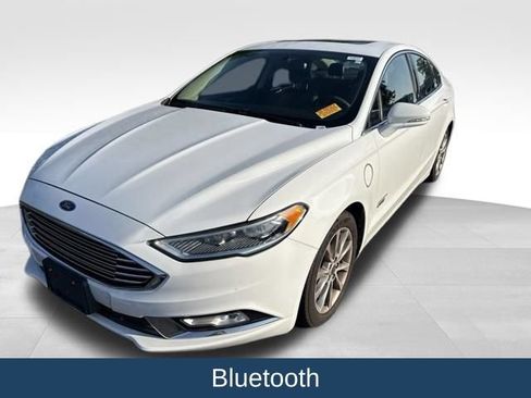 Used 2017 Ford Fusion Energi SE FWD image 4