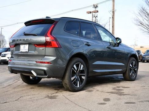 New 2026 Volvo XC60 B5 Plus w/ Protection Package Premier image 7