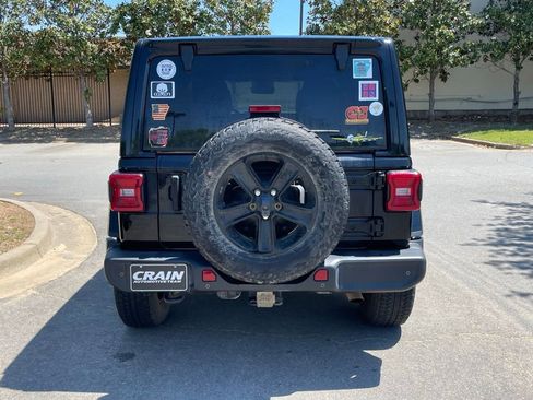 Used 2021 Jeep Wrangler Unlimited Sahara AWD/4WD image 6