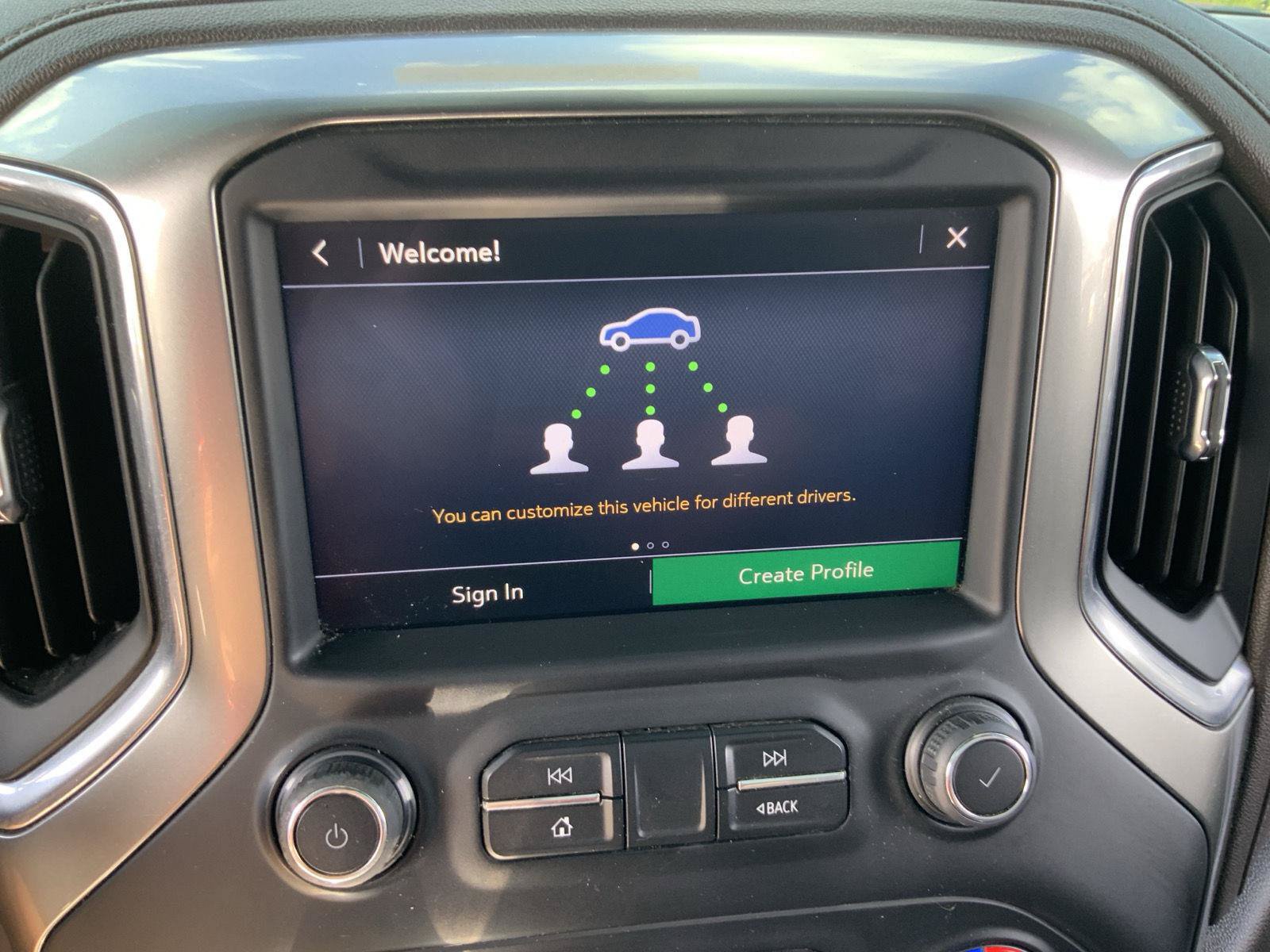 Used 2022 Chevrolet Silverado 1500 LTZ AWD/4WD image 35