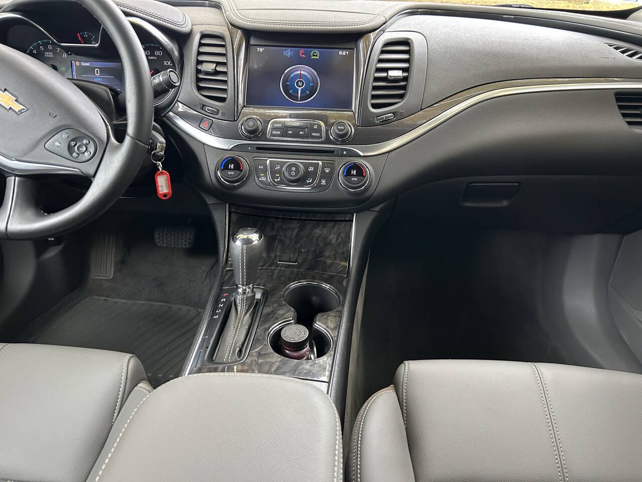 Used 2014 Chevrolet Impala LT w/ Convenience Package FWD image 34