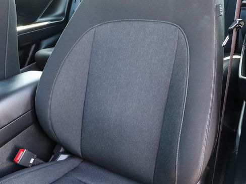 Used 2024 Hyundai Ioniq 6 SE RWD image 35