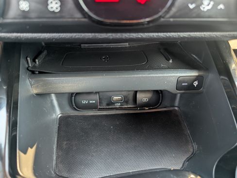 Used 2020 Kia Soul EX w/ Option Group 015 FWD image 19