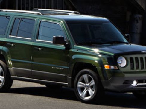 Used 2011 Jeep Patriot Sport w/ PWR Value Group FWD image 3