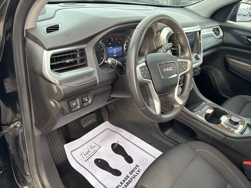 Used 2023 GMC Acadia SLE w/ Driver Convenience Package image 29
