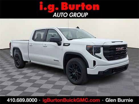 New 2025 GMC Sierra 1500 Elevation image 1