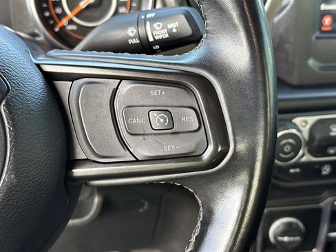 Certified 2022 Jeep Gladiator Sport image 29