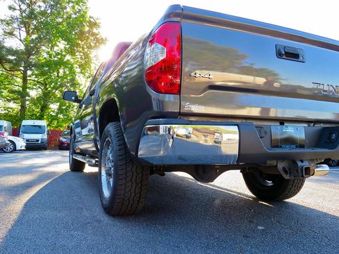 Used 2016 Toyota Tundra SR5 w/ SR5 Upgrade Package AWD/4WD image 36