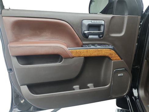 Used 2016 Chevrolet Silverado 1500 High Country w/ High Country Premium Package image 23